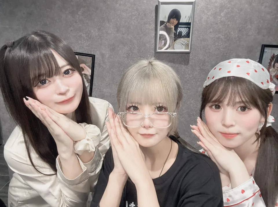 Lily Maidの過去の公式集合写真（2026年6月26日の投稿）