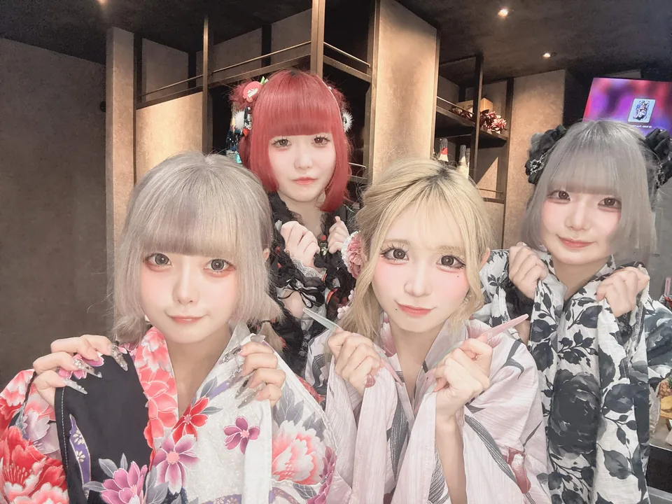 Lily Maidの過去の公式集合写真（2026年8月28日の投稿）