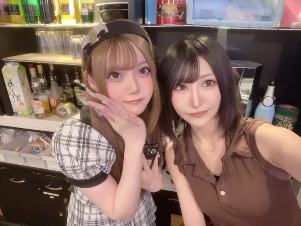 Linariaの過去の公式集合写真（2026年6月30日の投稿）