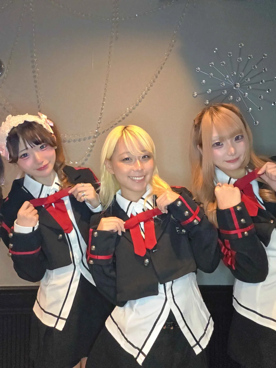 Linariaの過去の公式集合写真(2026年7月17日の投稿)