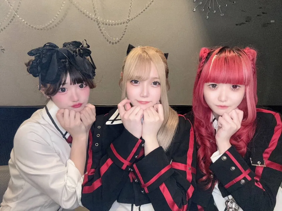 Linariaの過去の公式集合写真（2026年7月25日の投稿）