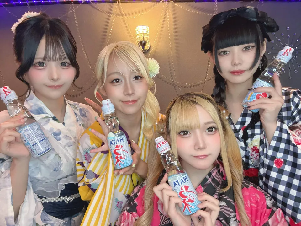 Linariaの過去の公式集合写真（2026年8月28日の投稿）